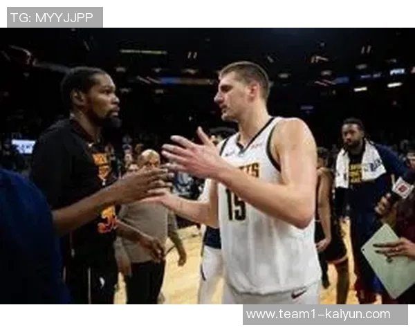 费尔顿称赞约基奇为现役最佳杜兰特巅峰期则是无可争议的进攻王 费尔顿称赞约基奇为现役最佳杜兰特巅峰期则是无可争议的进攻王