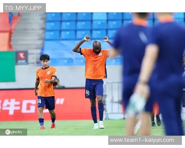 海牛申诉遭驳回裁判评议兰克尔泽假摔判罚无误支持黄牌决定 海牛申诉遭驳回裁判评议兰克尔泽假摔判罚无误支持黄牌决定