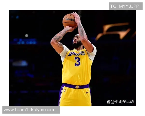 浓眉高效表现引领球队胜利14投11中斩获25分10篮板3助攻3抢断2盖帽