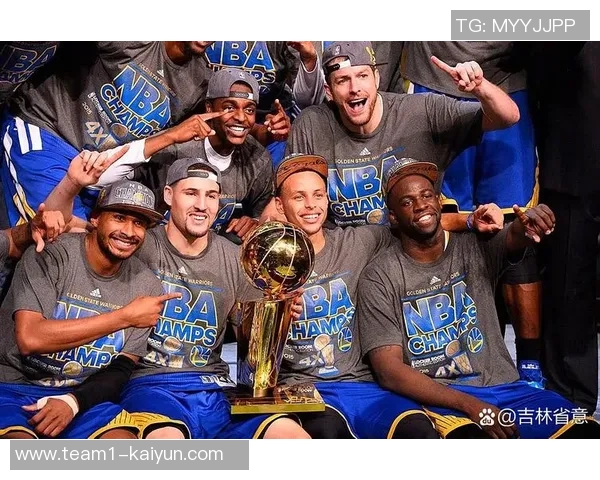 武圣称勇士夺冠有望库巴库明加追梦霍福德组成最强首发阵容 武圣称勇士夺冠有望库巴库明加追梦霍福德组成最强首发阵容