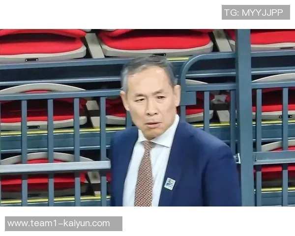 许利民强调球队后卫实力强大努力发挥他们的优势是关键